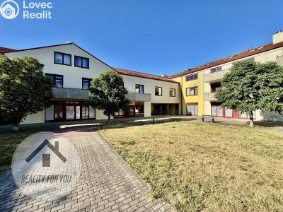 Prodej bytu 3+KK Praha, Mladých Běchovic 2 č. 15