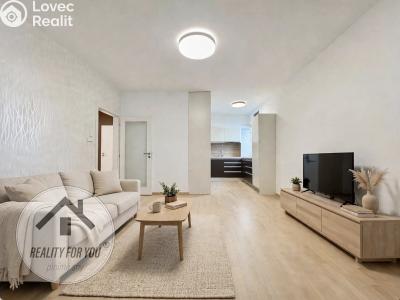 Sale apartment 3+KK Praha, Mladých Běchovic 2 č. 3