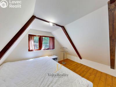 Sale hut Lipová č. 18