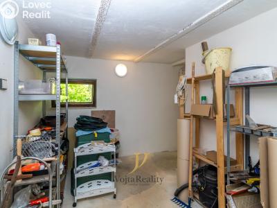 Sale hut Lipová č. 37