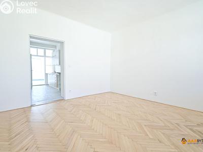 Prodej bytu 3+1 Brno, Kosmákova č. 13