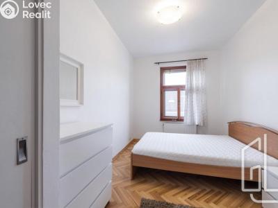 Pronájem bytu 3+1 Praha, Záhřebská č. 6