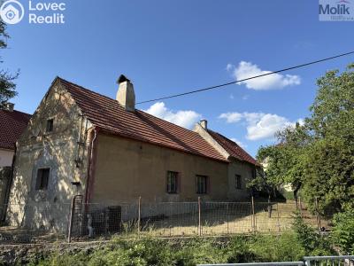 Prodej rodinného domu Měrunice č. 1