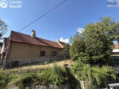 Prodej rodinného domu Měrunice č. 7