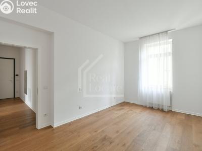 Sale apartment 3+KK Praha, Kmochova č. 3