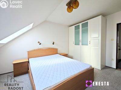 Rent family house Hostivice, Haklova č. 9