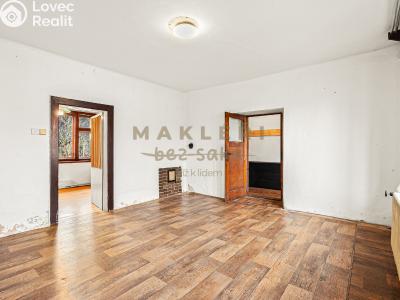 Sale family house Kostelec nad Labem, nám. Pod Martinem 392 č. 8