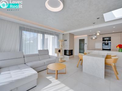 Продаж сімейного будинку Křelov-Břuchotín, Sadová č. 10