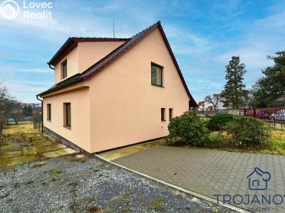 Prodej rodinného domu Benešov, Nezvalova 1079 č. 27