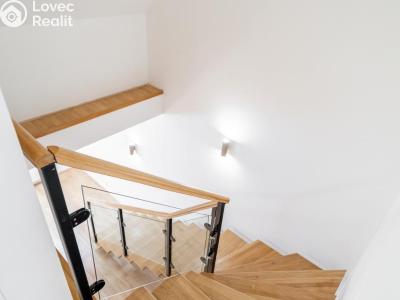 Sale apartment 3+1 Praha, Lublaňská č. 8