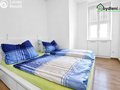 Rent apartment 2+KK Praha, Družstevní č. 5