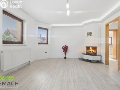 Продаж сімейного будинку Domanín č. 8