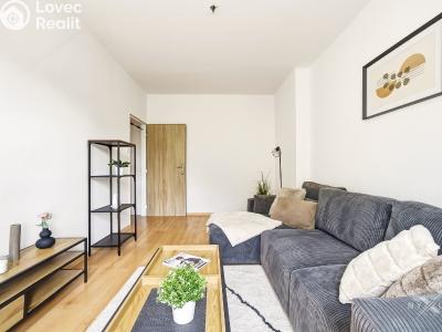Sale apartment 2+1 Praha, Poděbradská č. 3