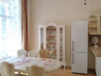 Sale apartment 3+1 Praha, Mělnická č. 4