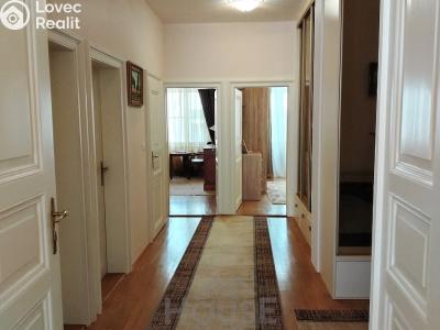 Sale apartment 3+1 Praha, Mělnická č. 7
