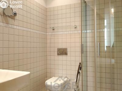 Sale apartment 3+1 Praha, Mělnická č. 12