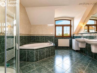 Rent villa Praha, Druhého odboje č. 4