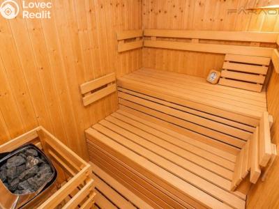 Rent villa Praha, Druhého odboje č. 8