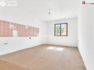Продаж готелі Bečov nad Teplou, nám. 5. května č. 12