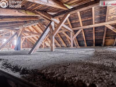Продаж готелі Bečov nad Teplou, nám. 5. května č. 19