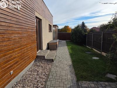 Prodej rodinného domu Jesenice, Hlavní č. 18