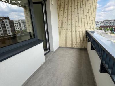 Sale apartment 2+KK Praha, Gollové č. 1