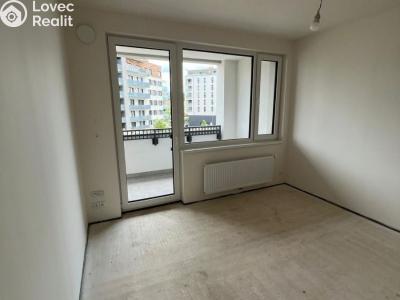Sale apartment 2+KK Praha, Gollové č. 12