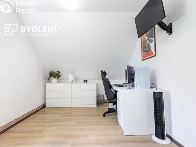 Продаж сімейного будинку Proboštov, Zemská 533 č. 17