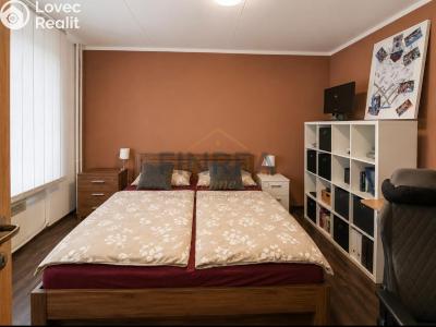 Prodej bytu 2+1 Chomutov, Kundratická 4496 č. 4