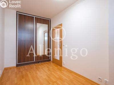 Продажа квартиры 3+KK Horoměřice, Komenského č. 8