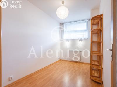 Продажа квартиры 3+KK Horoměřice, Komenského č. 9