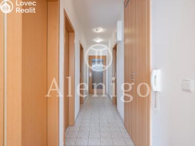 Продажа квартиры 3+KK Horoměřice, Komenského č. 11