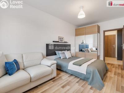 Sale apartment 3+KK Praha 11, Loosova č. 46