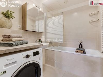 Sale apartment 3+KK Praha 11, Loosova č. 10