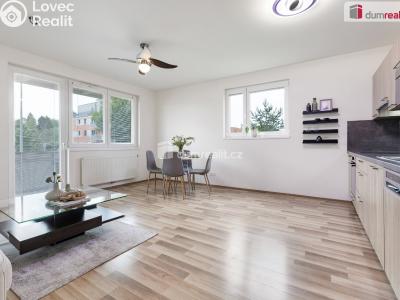 Sale apartment 3+KK Praha 11, Loosova č. 37
