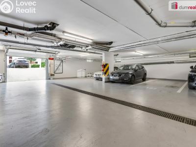 Sale apartment 3+KK Praha 11, Loosova č. 64